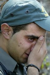 2 a crying soldior mefane